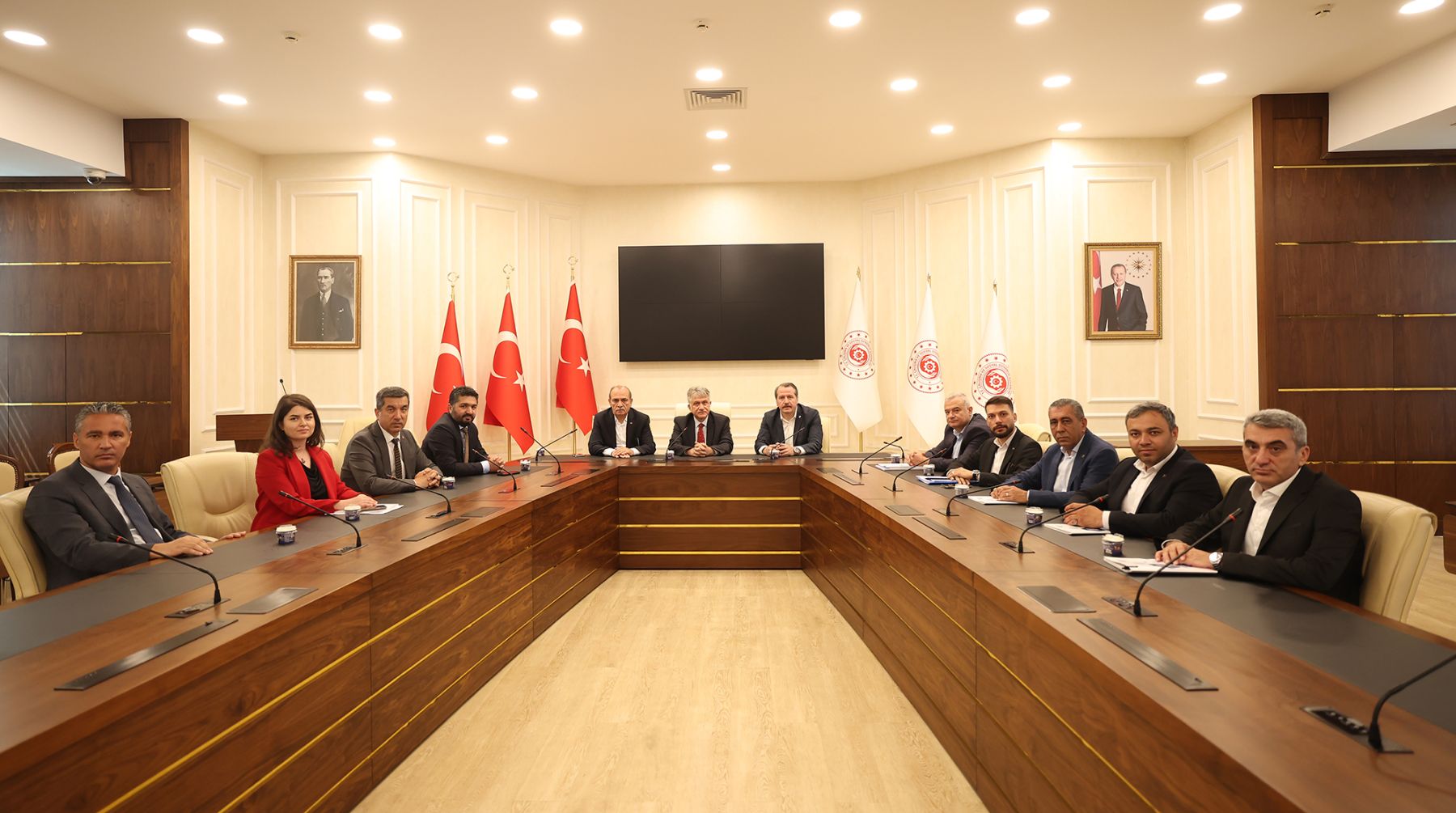 8donemhizmetkolu_1