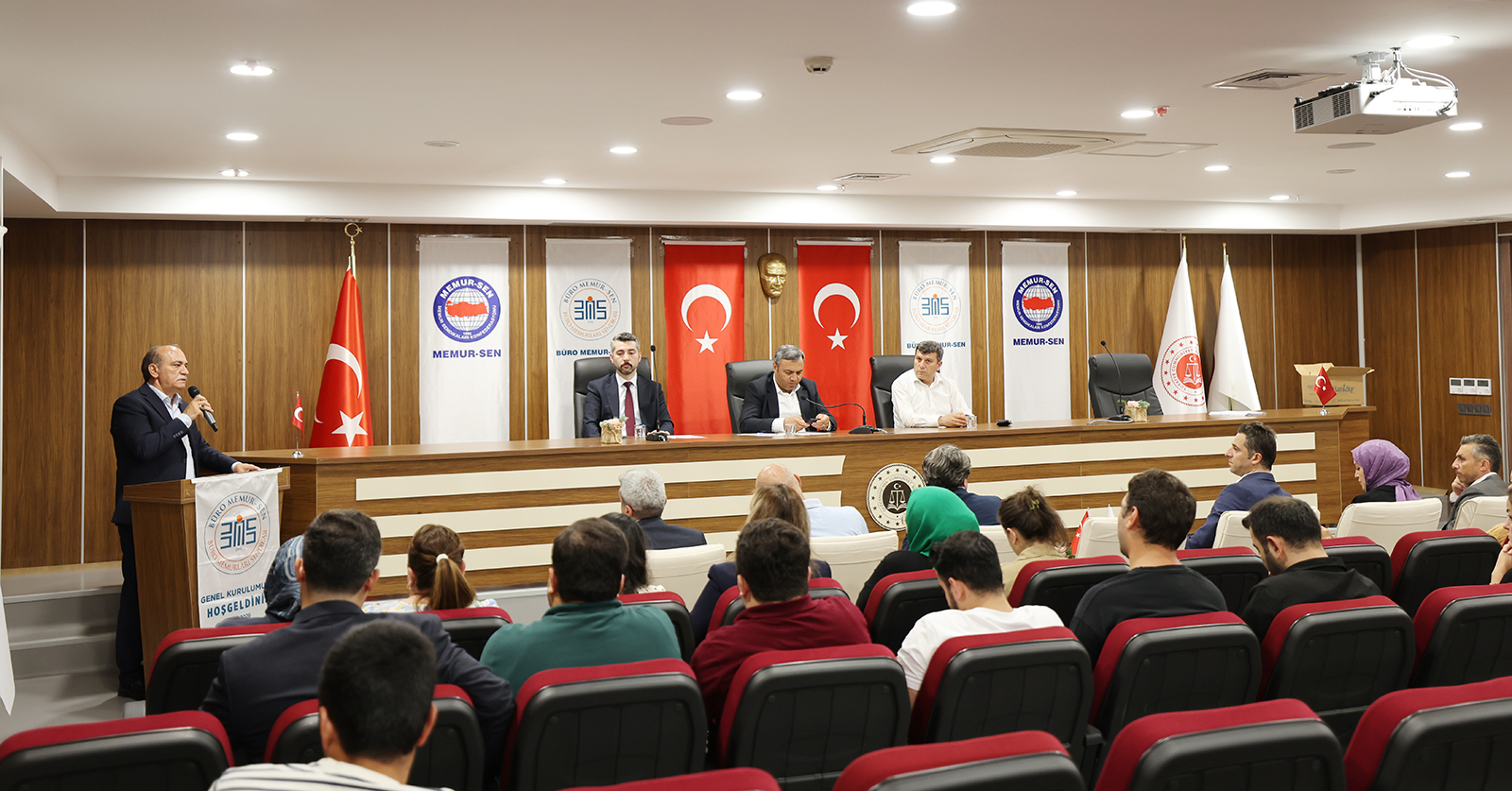 yazgan_istanbul_divan_1